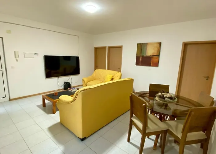 Airport Residence - Vila Acacia I